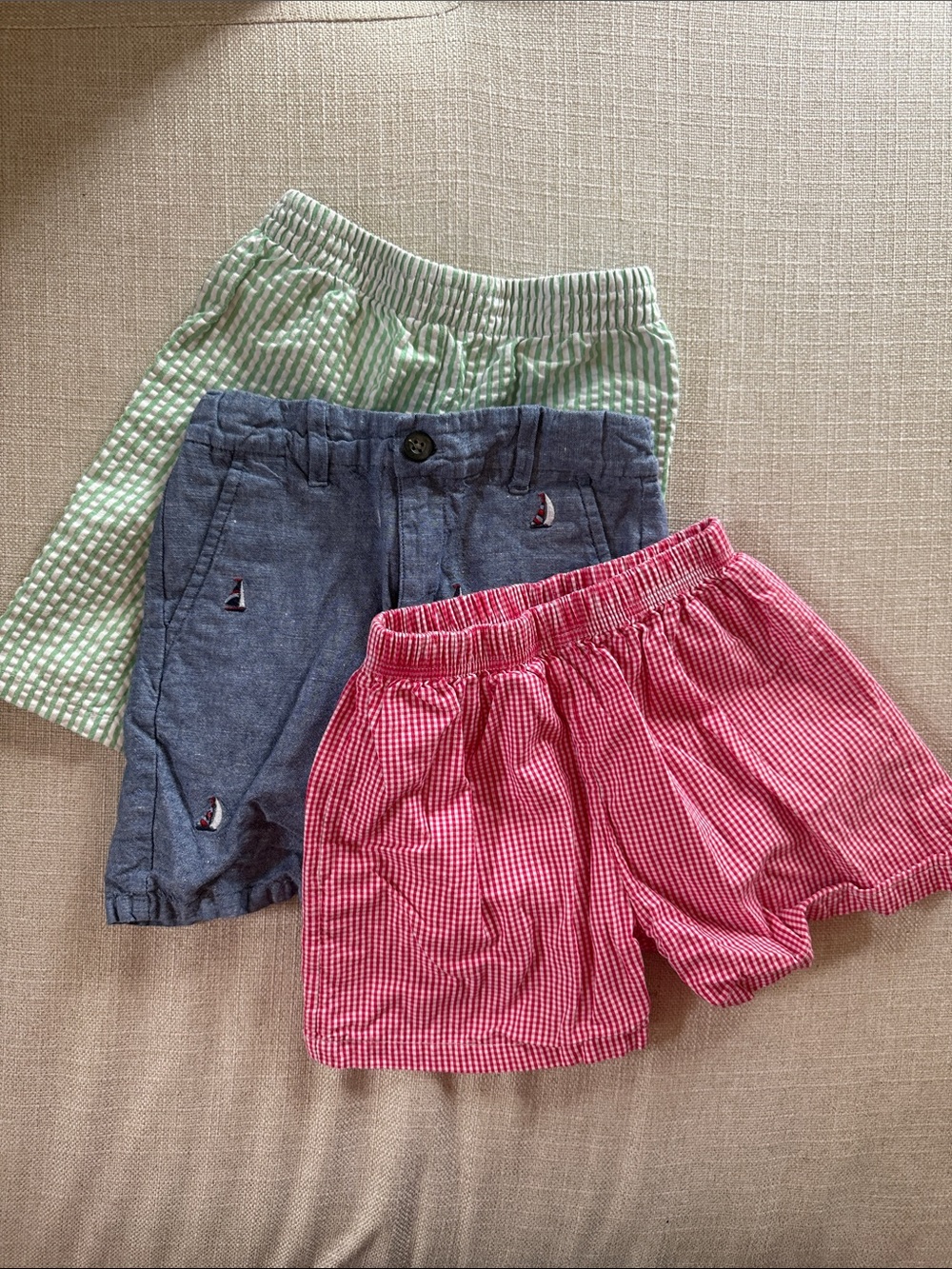 Janie and Jack Three-Pack Seersucker Shorts in Pink, Blue & Green